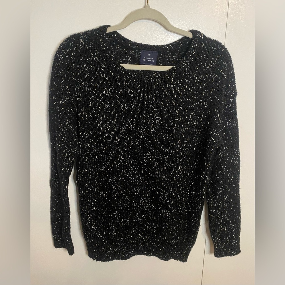 Women’s American Eagle Vintage Boyfriend Sweater Black w/Gold Flecks Size Small